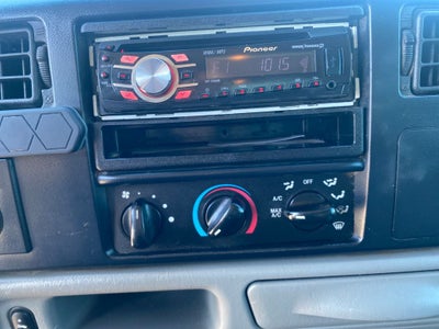 2004 Ford F-250SD XL