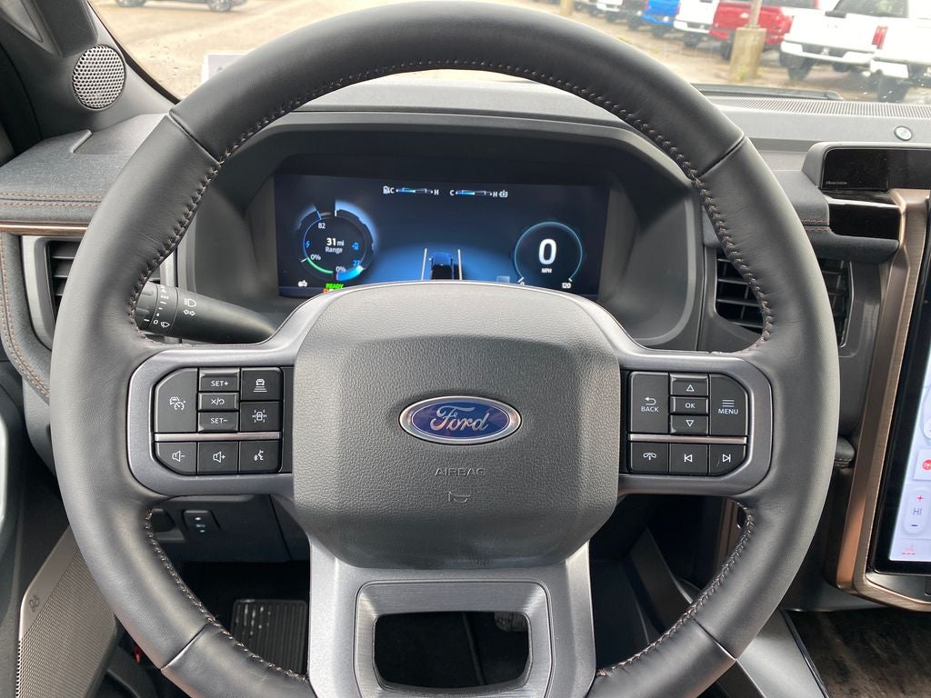 2023 Ford F-150 Lightning LARIAT