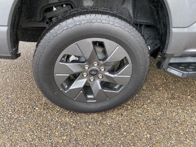 2023 Ford F-150 Lightning LARIAT