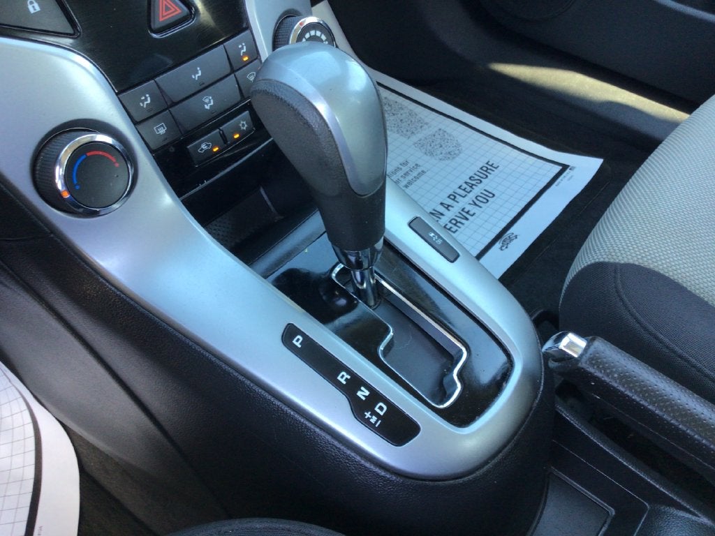 2014 Chevrolet Cruze LS Auto