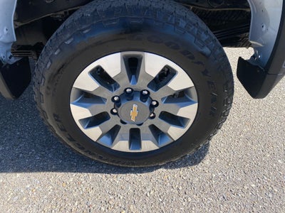 2025 Chevrolet Silverado 2500HD 4WD Double Cab Standard Bed Custom