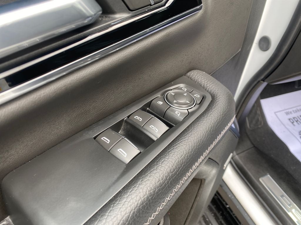 2025 GMC Yukon XL 4WD Denali