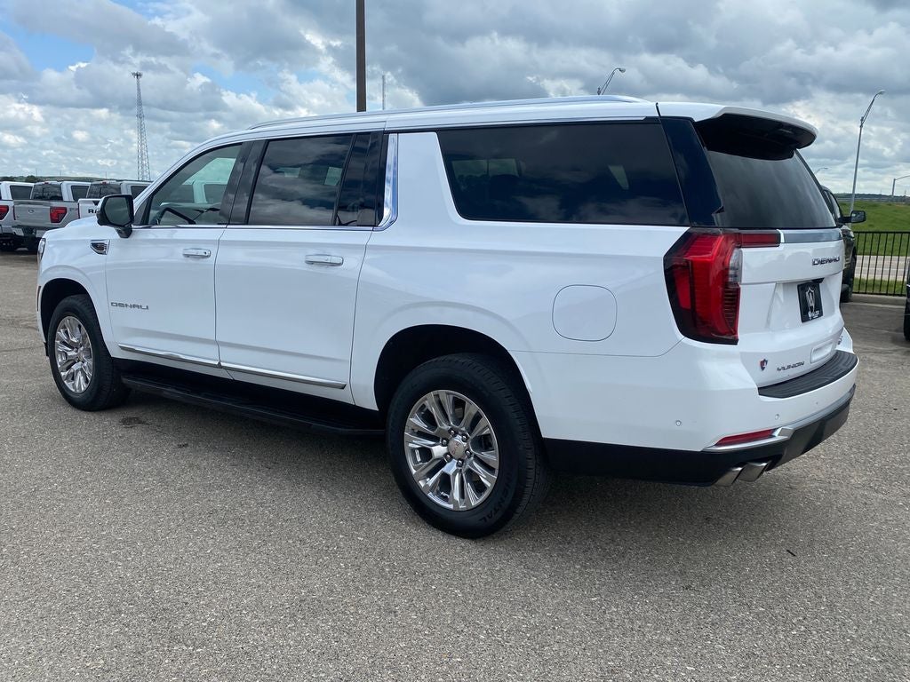 2025 GMC Yukon XL 4WD Denali