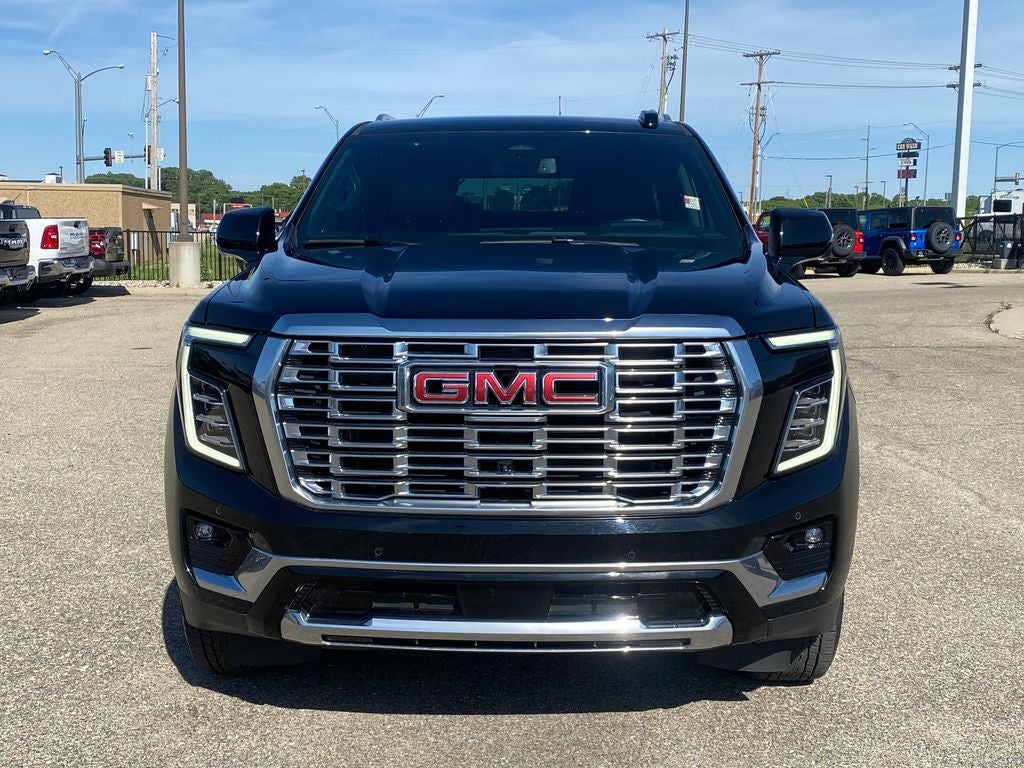 2025 GMC Yukon XL 4WD Denali