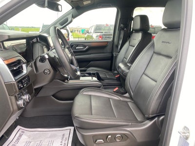 2025 GMC Yukon XL 4WD Denali