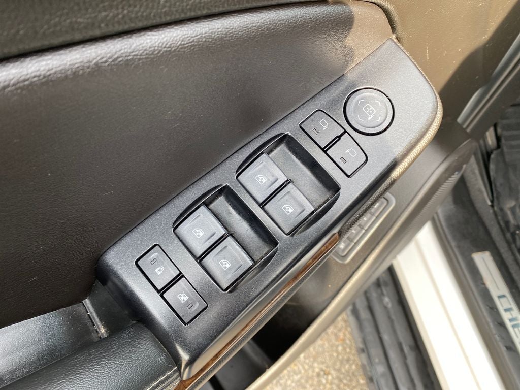 2020 Chevrolet Suburban 4WD LT