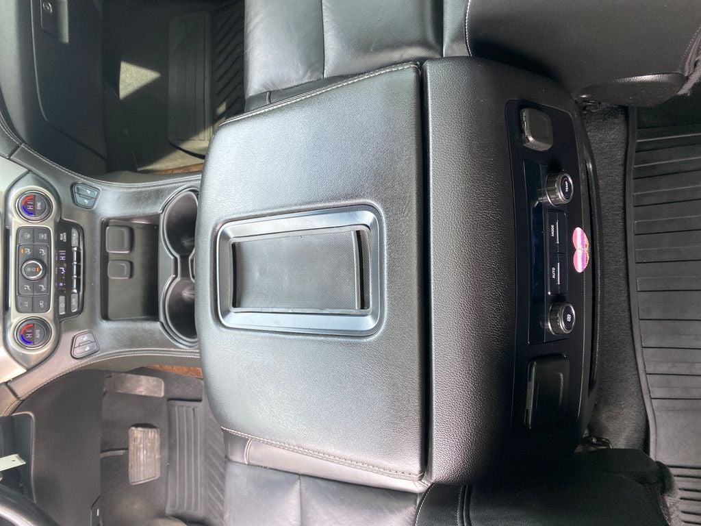 2020 Chevrolet Suburban 4WD LT