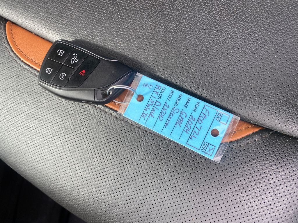 2024 GMC Sierra 2500HD 4WD Crew Cab Standard Bed AT4