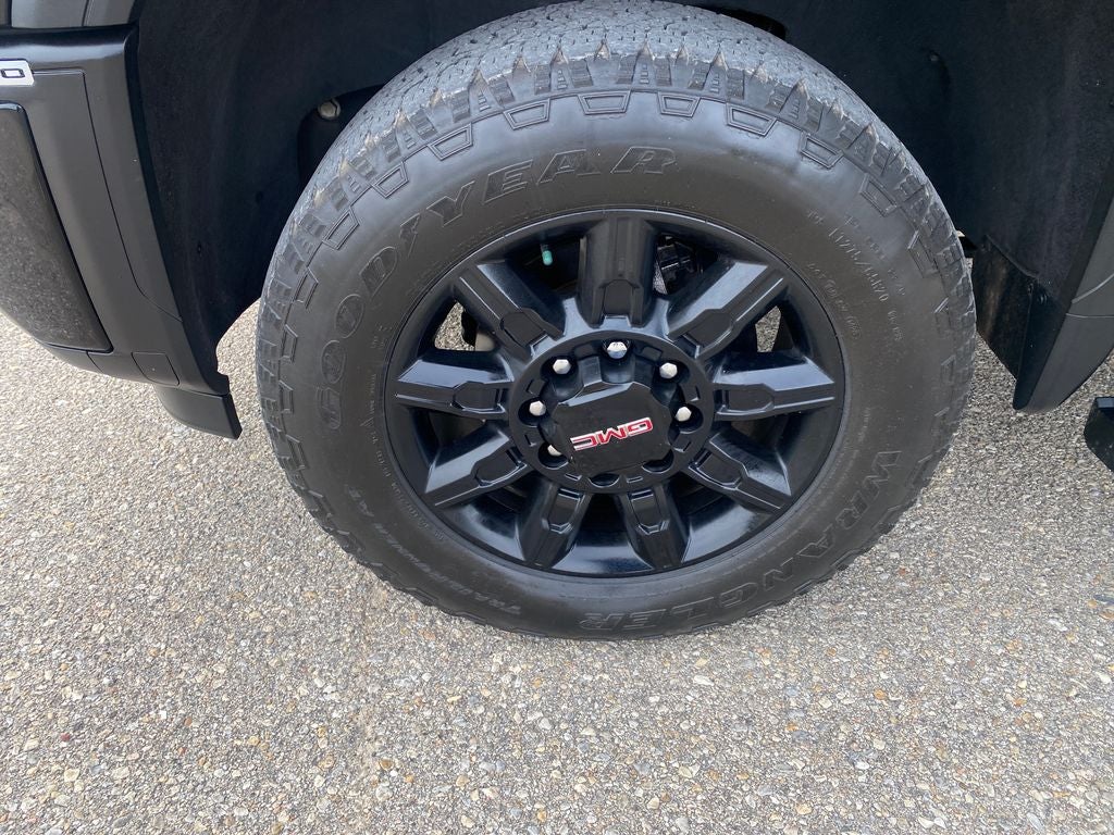 2024 GMC Sierra 2500HD 4WD Crew Cab Standard Bed AT4