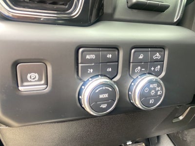 2024 GMC Sierra 2500HD 4WD Crew Cab Standard Bed AT4