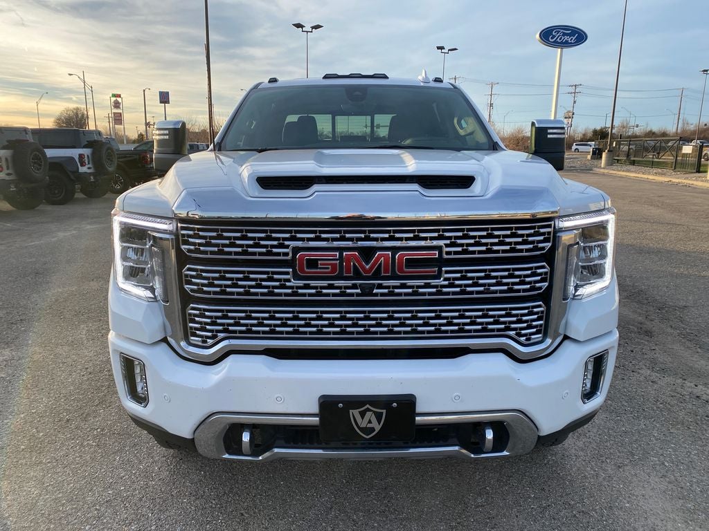 2023 GMC Sierra 2500HD 4WD Crew Cab Standard Bed Denali