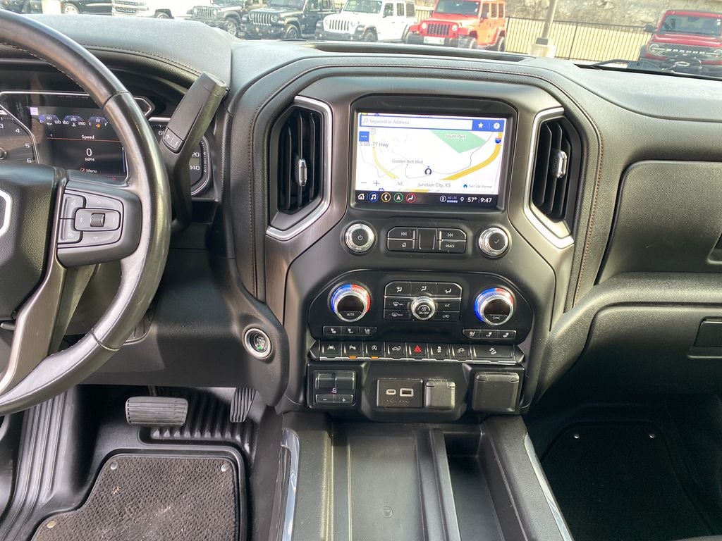 2021 GMC Sierra 1500 4WD Crew Cab Short Box AT4