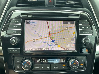 2023 Nissan Maxima SL