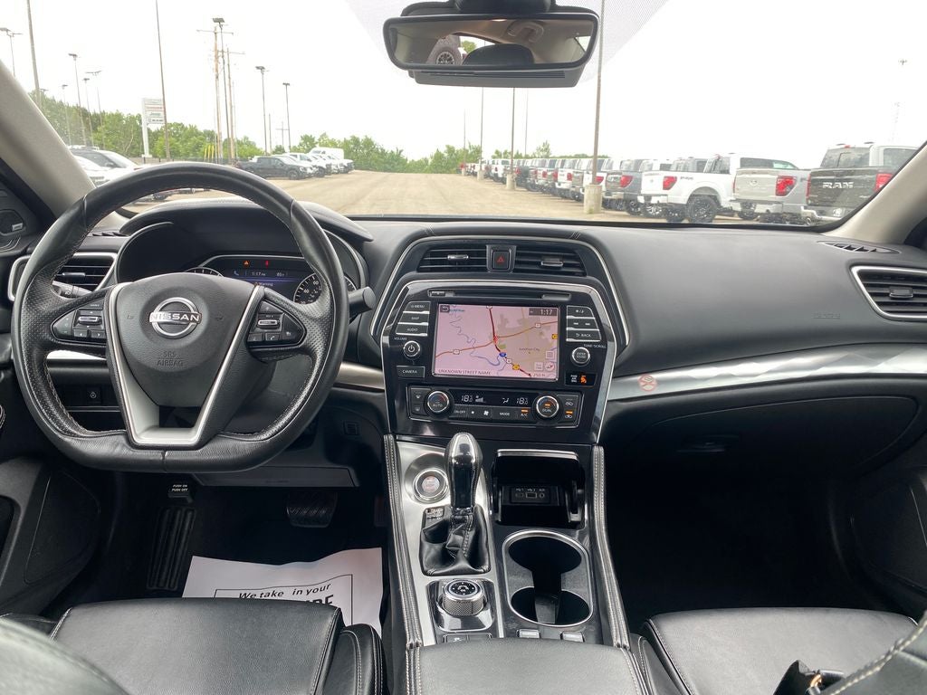 2023 Nissan Maxima SL