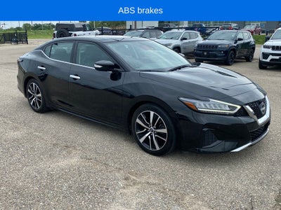 2023 Nissan Maxima SL