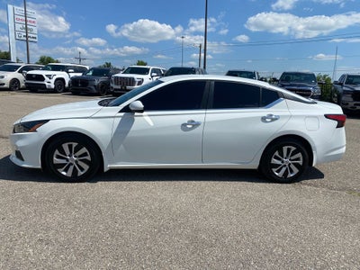 2022 Nissan Altima 2.5 S