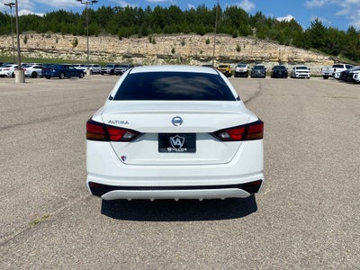 2022 Nissan Altima 2.5 S