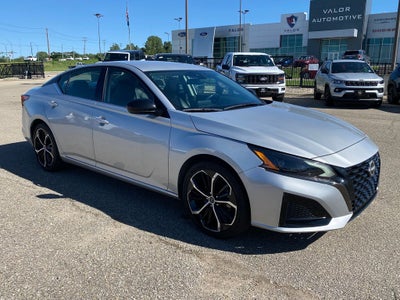 2024 Nissan Altima SR FWD