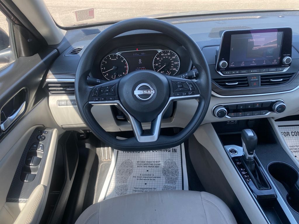 2025 Nissan Altima SV FWD