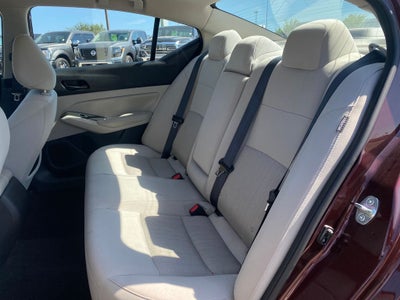 2025 Nissan Altima SV FWD