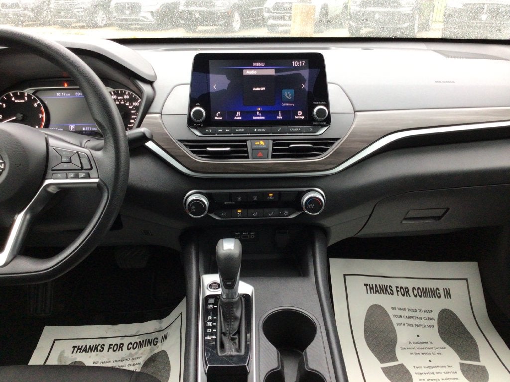2025 Nissan Altima SV FWD