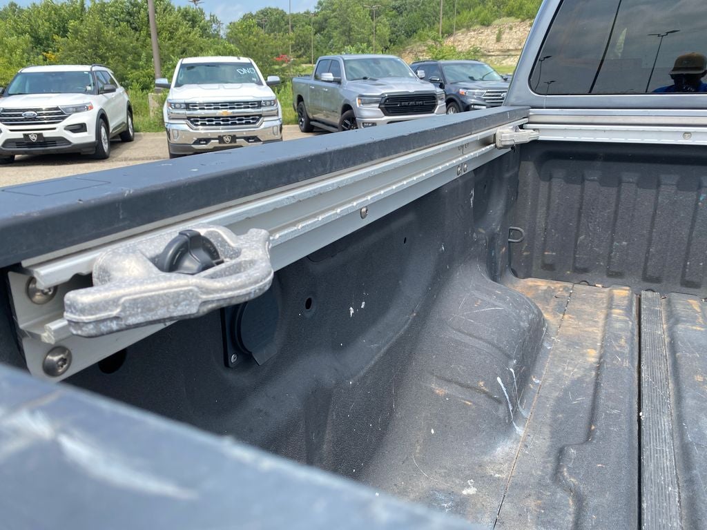 2021 Nissan TITAN Crew Cab SV 4x4