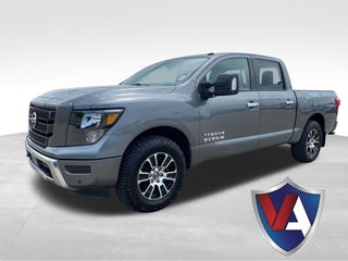 2021 Nissan TITAN Crew Cab SV 4x4