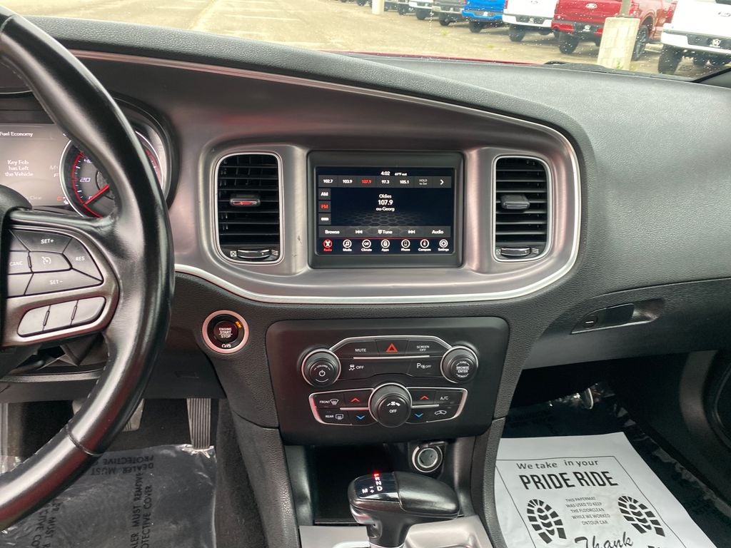 2022 Dodge Charger SXT RWD