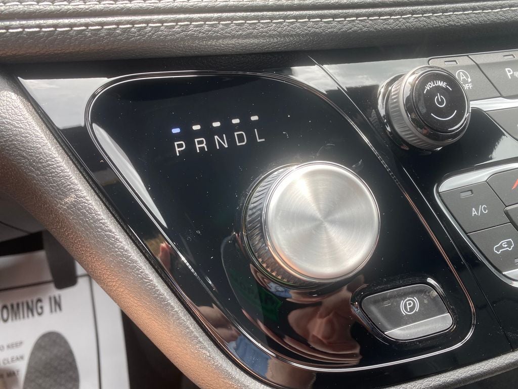 2027 Chrysler Pacifica PACIFICA SELECT