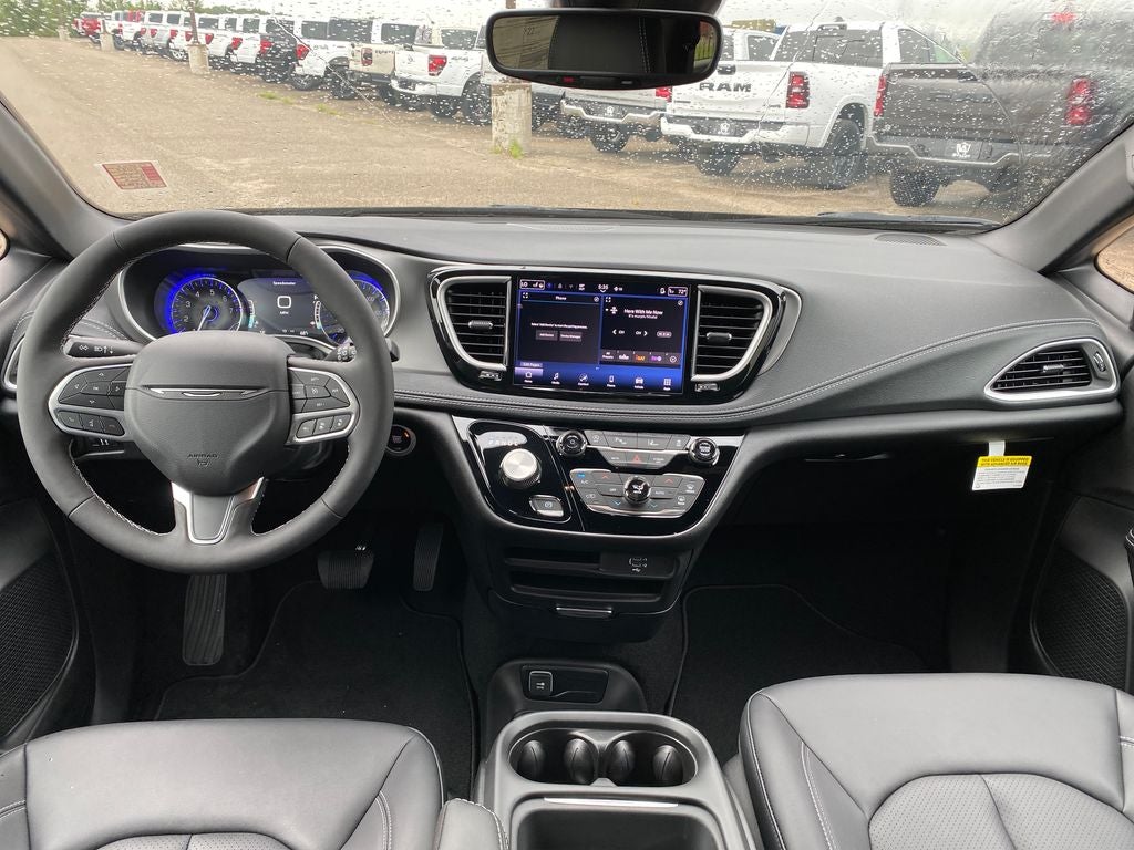 2027 Chrysler Pacifica PACIFICA SELECT