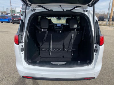 2026 Chrysler Voyager VOYAGER LX