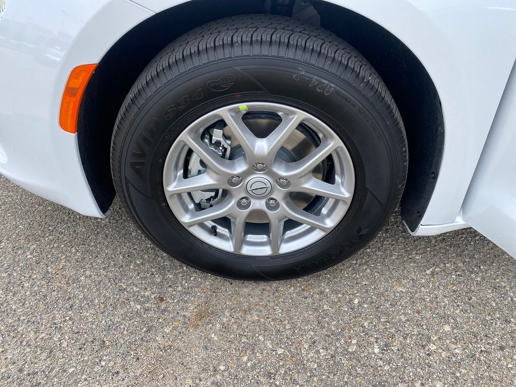 2026 Chrysler Voyager VOYAGER LX