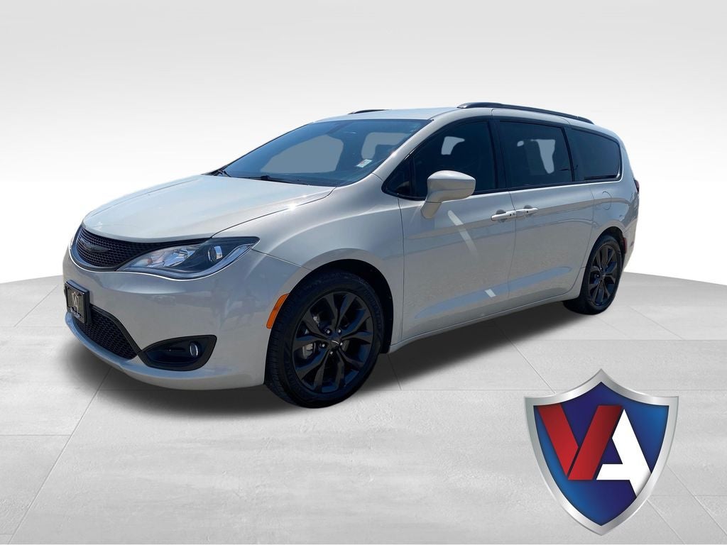 2019 Chrysler Pacifica Touring Plus