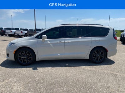 2019 Chrysler Pacifica Touring Plus