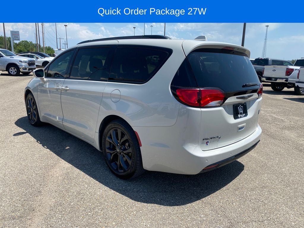 2019 Chrysler Pacifica Touring Plus