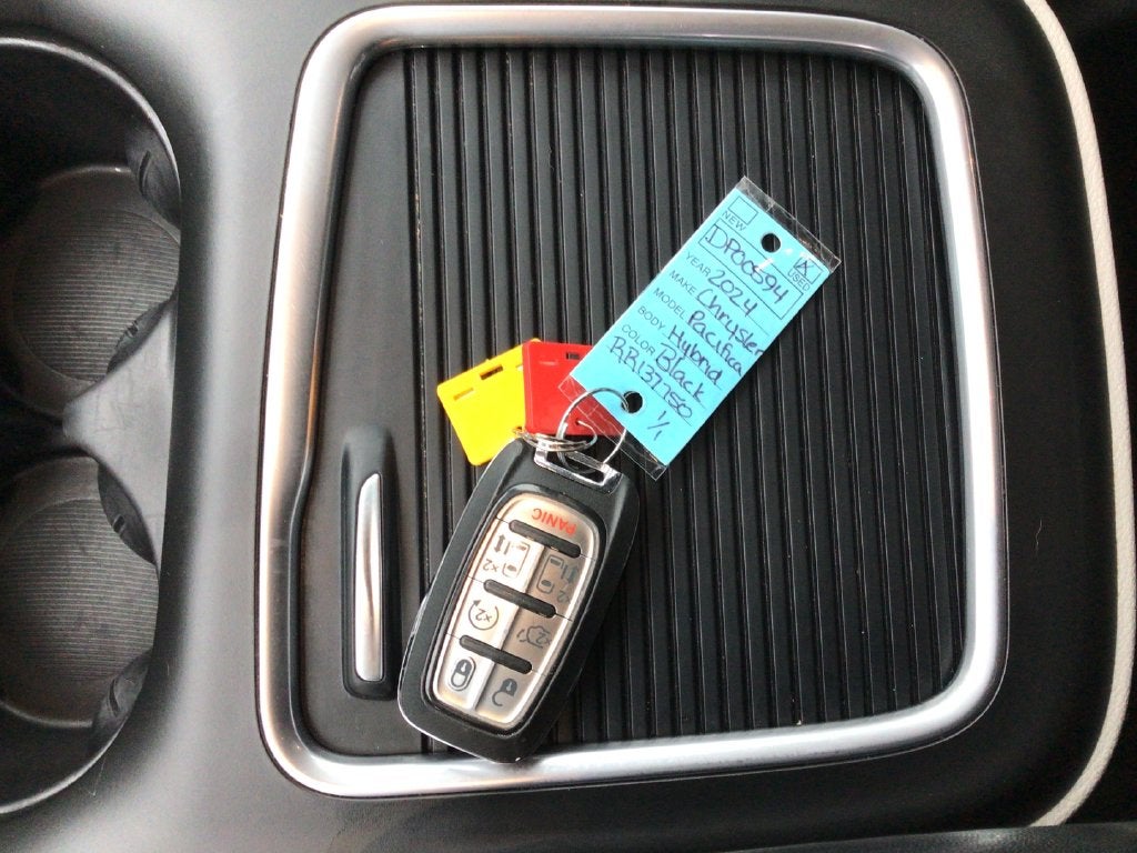 2024 Chrysler Pacífica Híbrido Select
