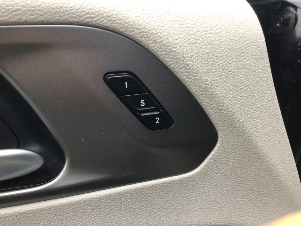 2024 Chrysler Pacífica Híbrido Select