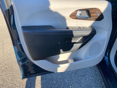 2023 Chrysler Pacifica Hybrid Limited