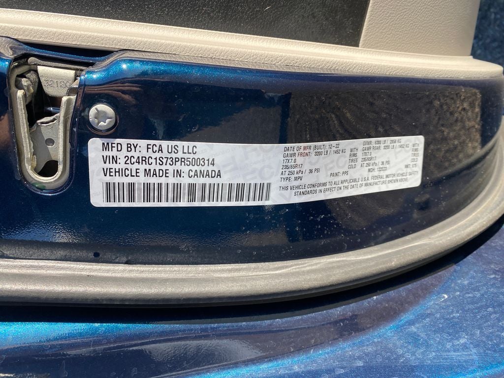 2023 Chrysler Pacifica Hybrid Limited