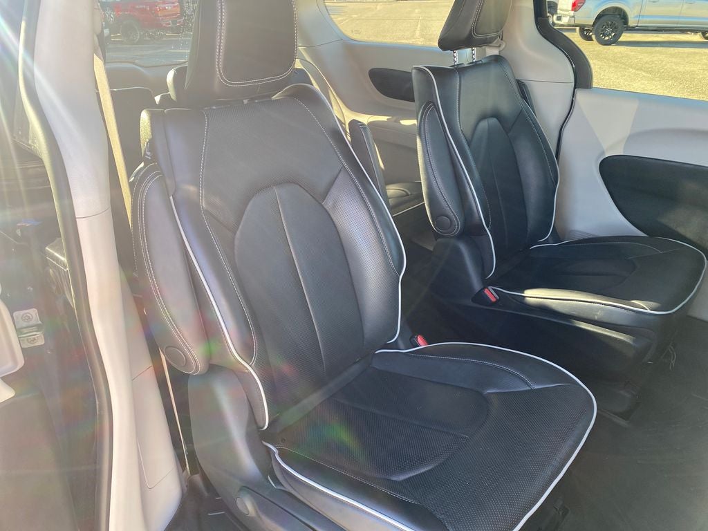 2023 Chrysler Pacifica Hybrid Limited