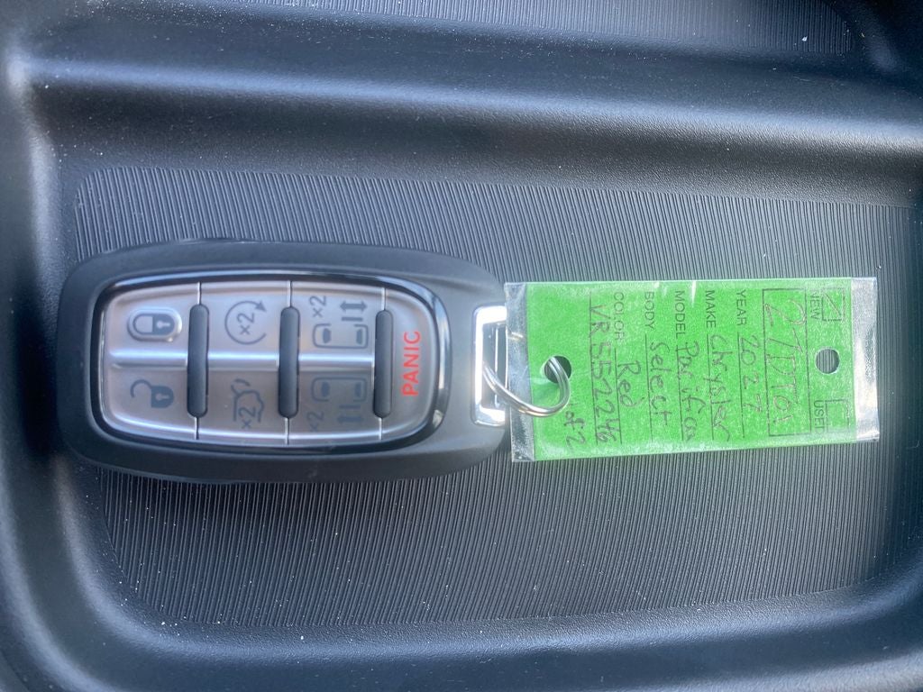 2027 Chrysler Pacifica PACIFICA SELECT AWD