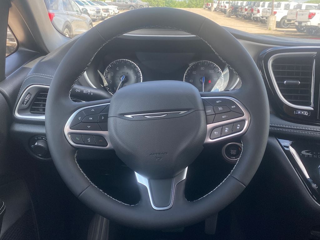 2027 Chrysler Pacifica PACIFICA SELECT AWD