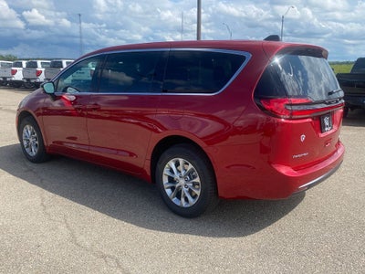 2027 Chrysler Pacifica PACIFICA SELECT AWD