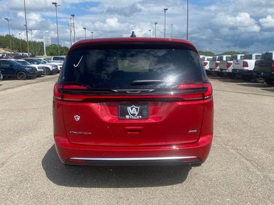 2027 Chrysler Pacifica PACIFICA SELECT AWD