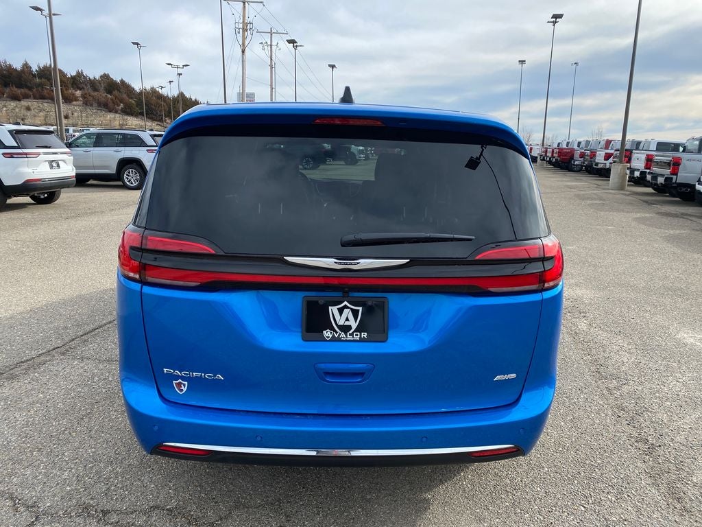 2026 Chrysler Pacifica PACIFICA SELECT AWD