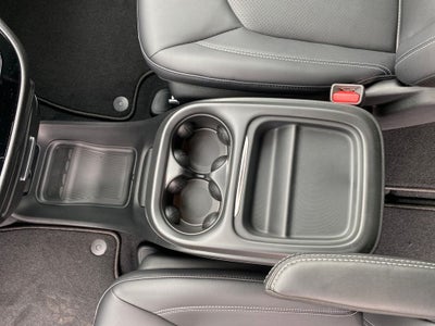 2027 Chrysler Pacifica PACIFICA SELECT AWD
