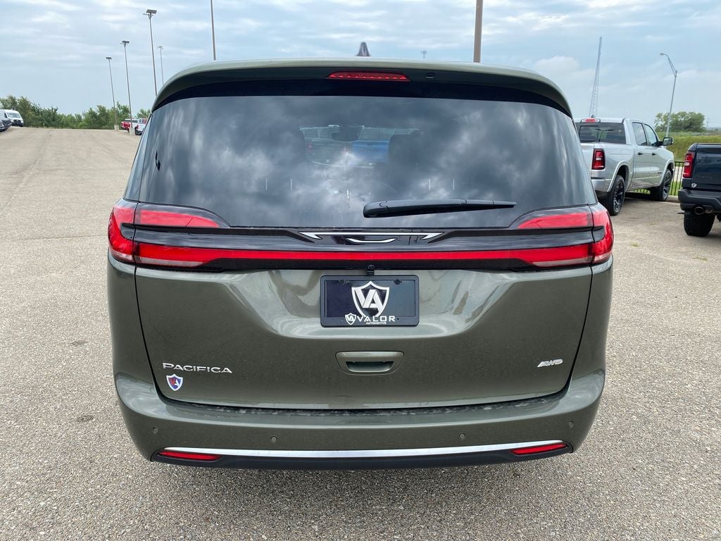 2027 Chrysler Pacifica PACIFICA SELECT AWD