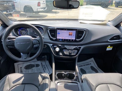 2027 Chrysler Pacifica PACIFICA LIMITED AWD