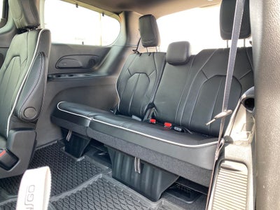 2027 Chrysler Pacifica PACIFICA LIMITED AWD