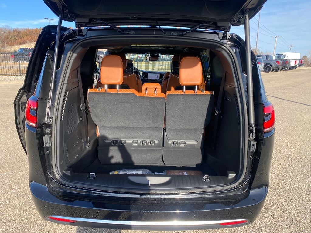 2026 Chrysler Pacifica PACIFICA PINNACLE AWD